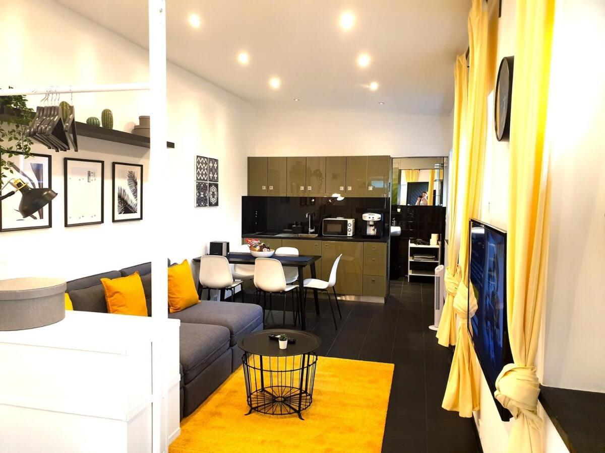 Lejlighed Cosy With Private Parking *